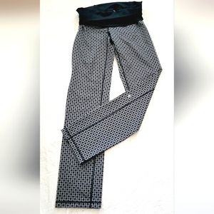 Lululemon Athletica Pants Size 8